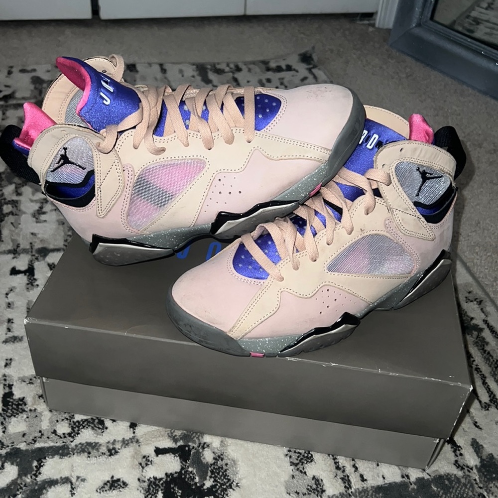 Air Jordan 7 Retro SE women sneakers for sale.